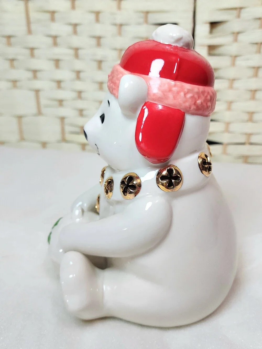 Lenox Color Changing Christmas Bear Porcelain Figure 7